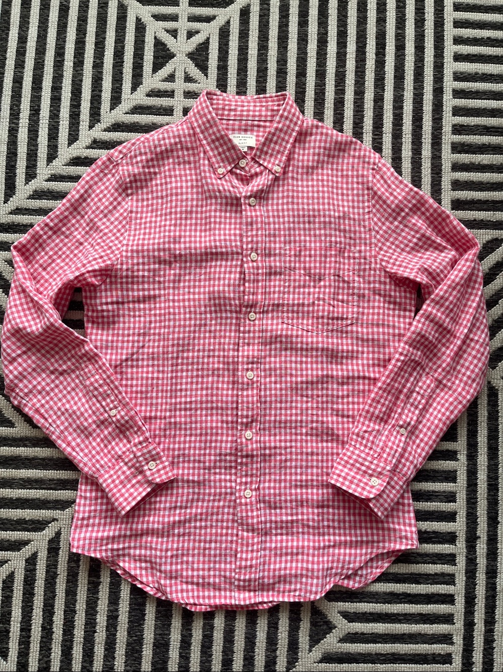 Club Monaco Slim Fit 100% Linen Button Down Shirt Size Medium {Pit to Pit = 21”}
